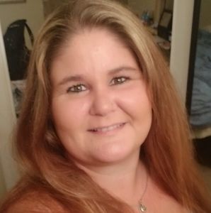 Meet your Posher, Dee